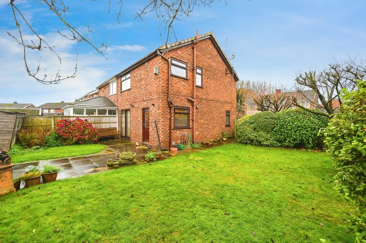 Arlington Drive, Penketh, Warrington, Cheshire, WA5, photo 18