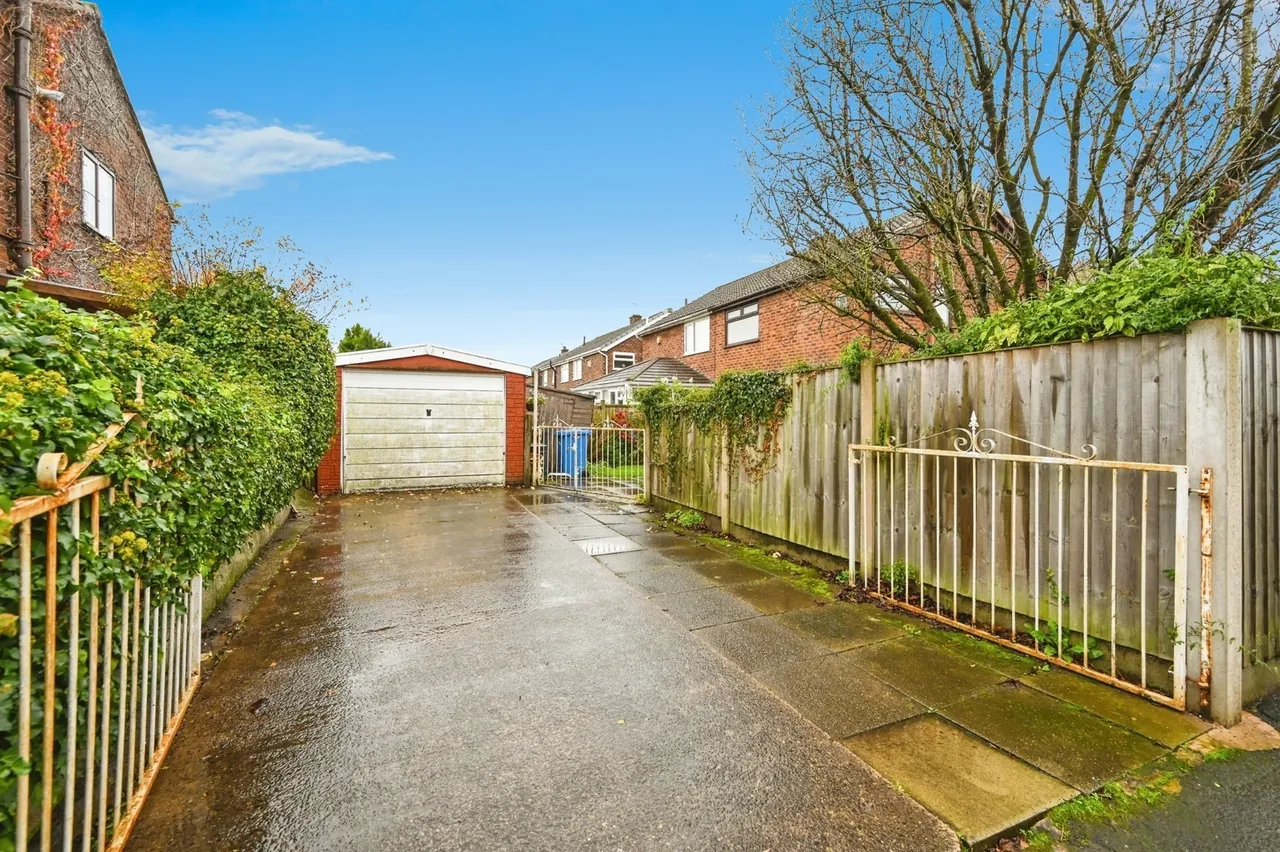 Arlington Drive, Penketh, Warrington, Cheshire, WA5, photo 15
