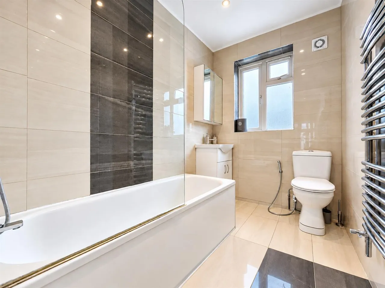 Semi-Detached For SaleChurch Avenue, Southall, UB2, photo 7