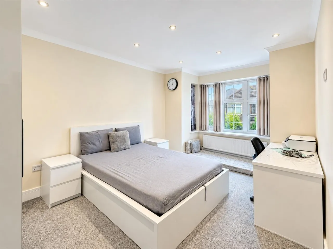 Semi-Detached For SaleChurch Avenue, Southall, UB2, photo 8