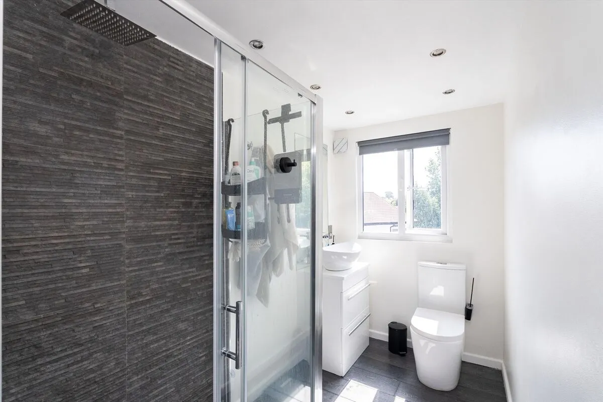 Evelyn Way, Stoke d'Abernon, KT11, photo 21