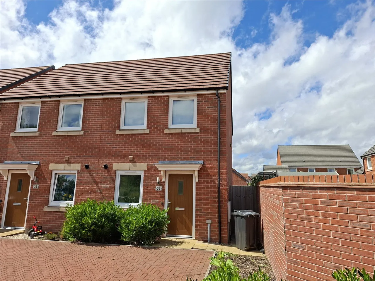 2 bed house for sale, Magpie Crescent, West Bridgford, NG2