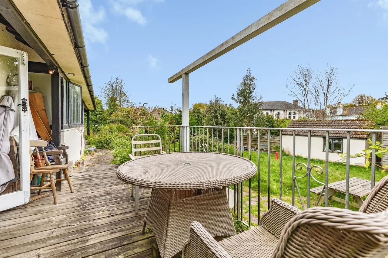 St. Helens Park Road, Hastings, TN34, photo 17
