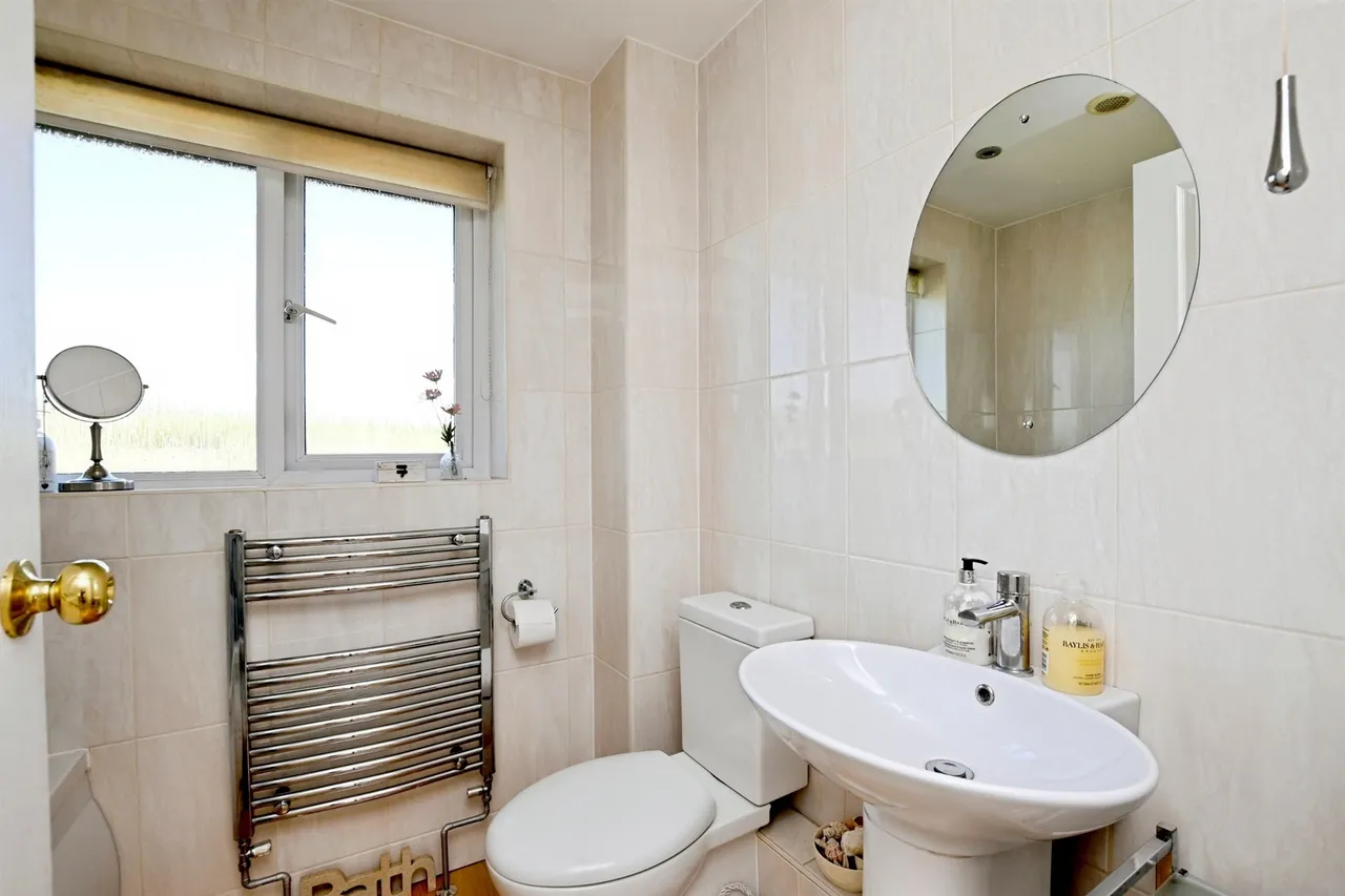 Derwent Close, Waterlooville, PO8, photo 19