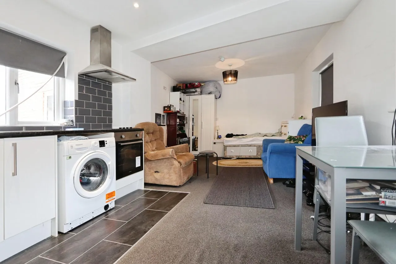 Montagu Street, Kettering, NN16, photo 8