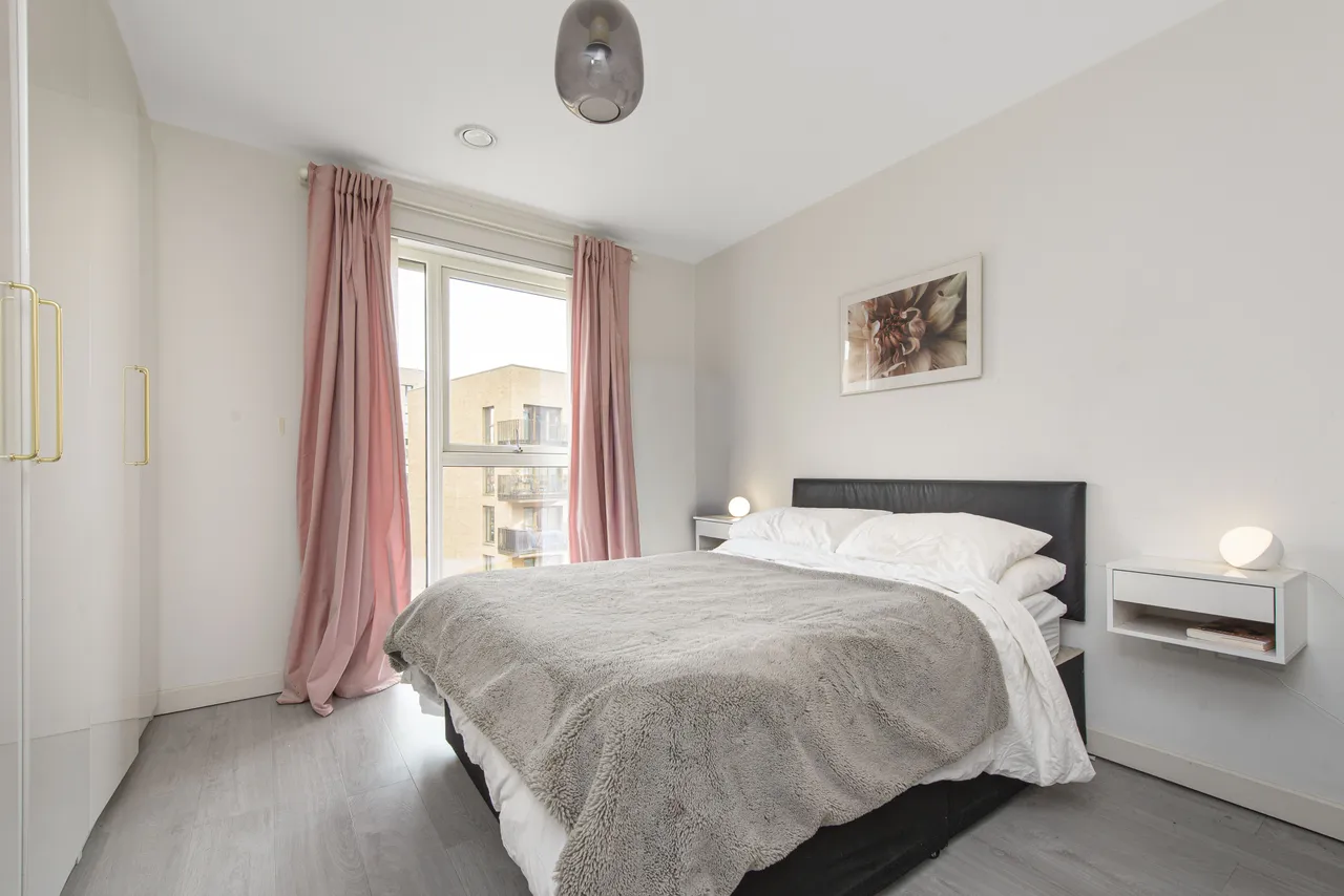 Flat 34, Peregrine Apartments, London, photo 3