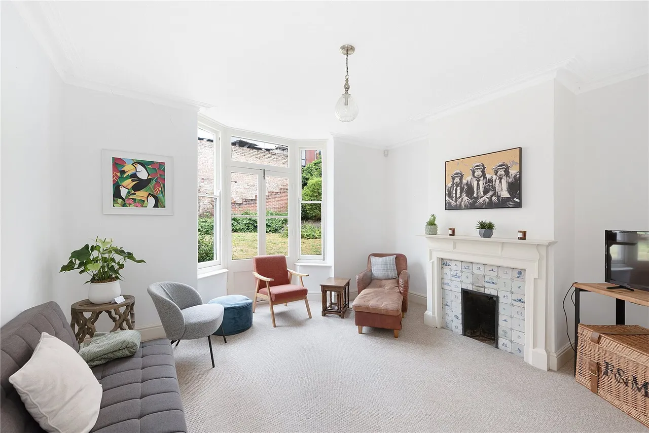 Angel Hill, Bury St Edmunds, IP33, photo 9