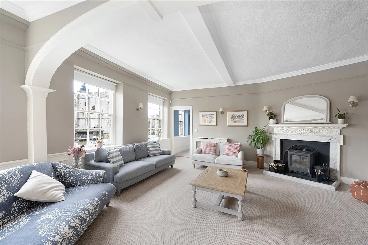 Angel Hill, Bury St Edmunds, IP33, photo 2