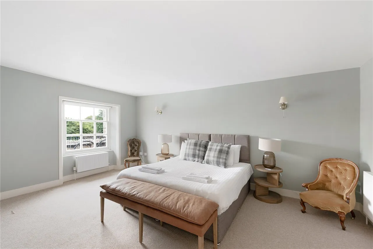 Angel Hill, Bury St Edmunds, IP33, photo 20