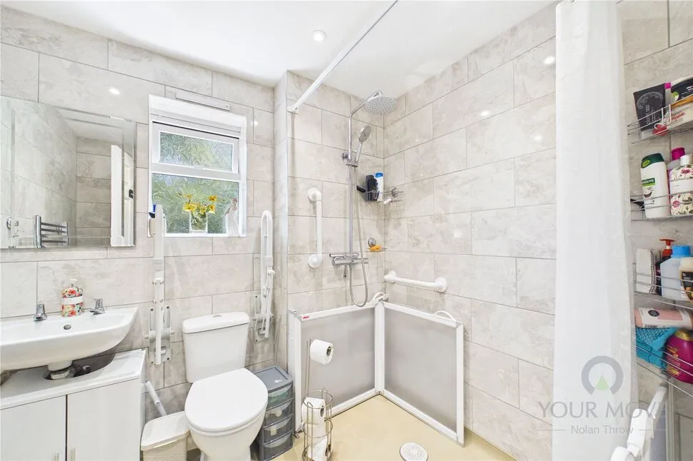 Crowthorp Road, Rectory Farm, Northampton, NN3, photo 8