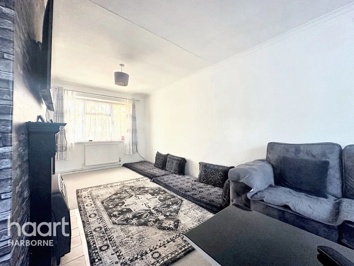 Tarrant Grove, Quinton, B32, photo 4
