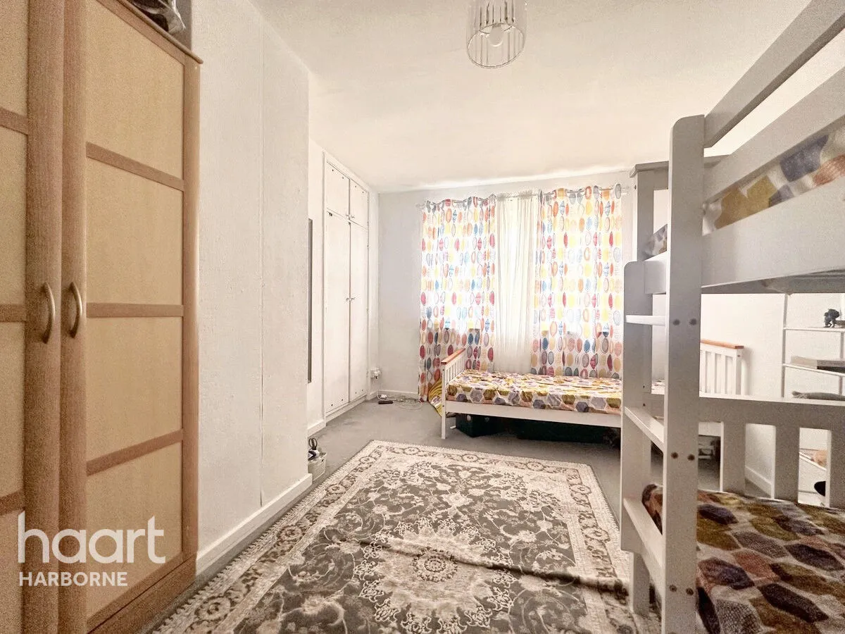 Tarrant Grove, Quinton, B32, photo 9