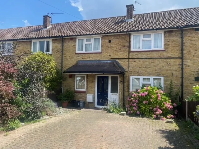 3 bed property to rent — Priest Avenue, Canterbury