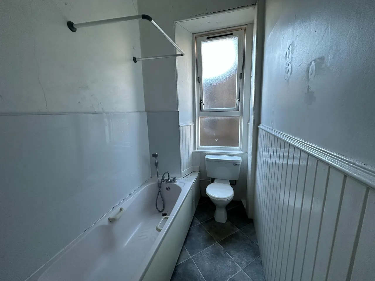 Perth Road, West End, DD2, photo 3