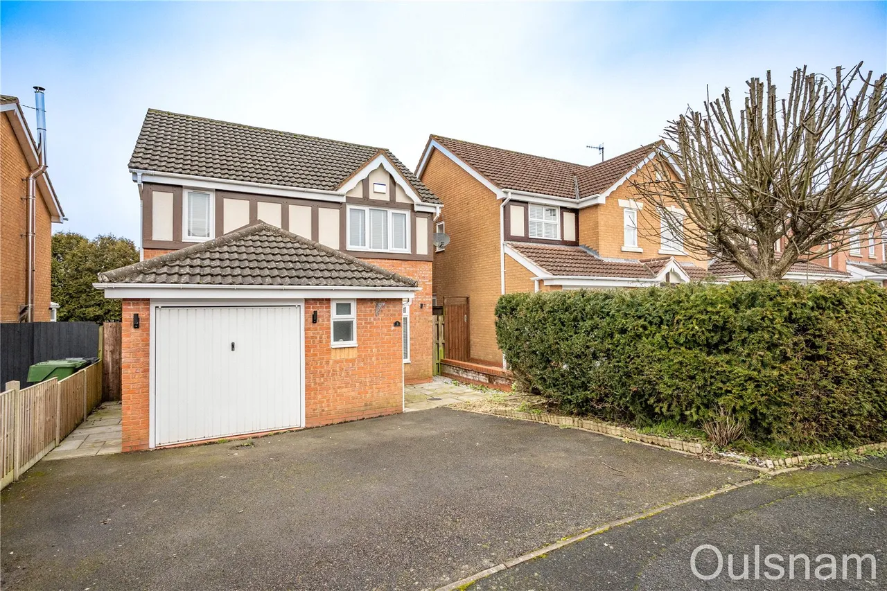 Newbury Close, Catshill, Bromsgrove, Worcestershire, B61 0SB, photo 22