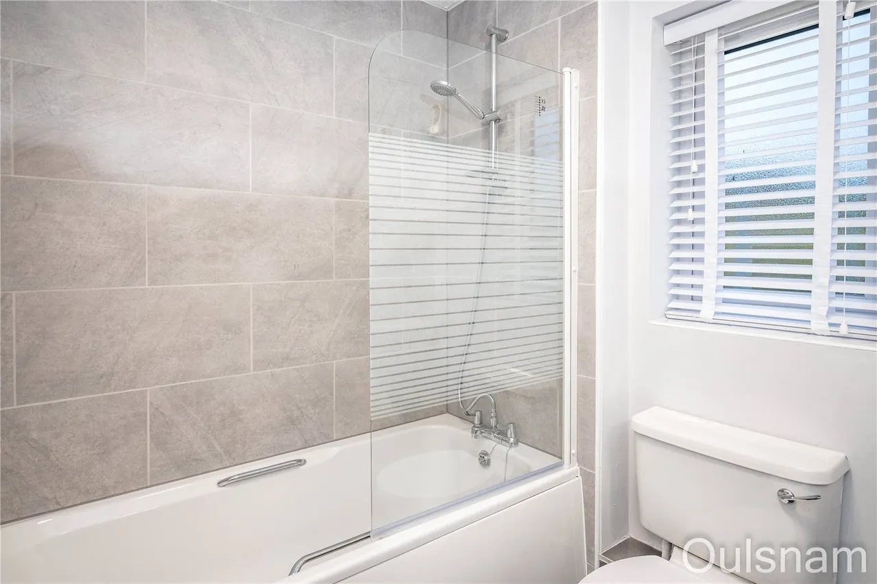 Newbury Close, Catshill, Bromsgrove, Worcestershire, B61 0SB, photo 17