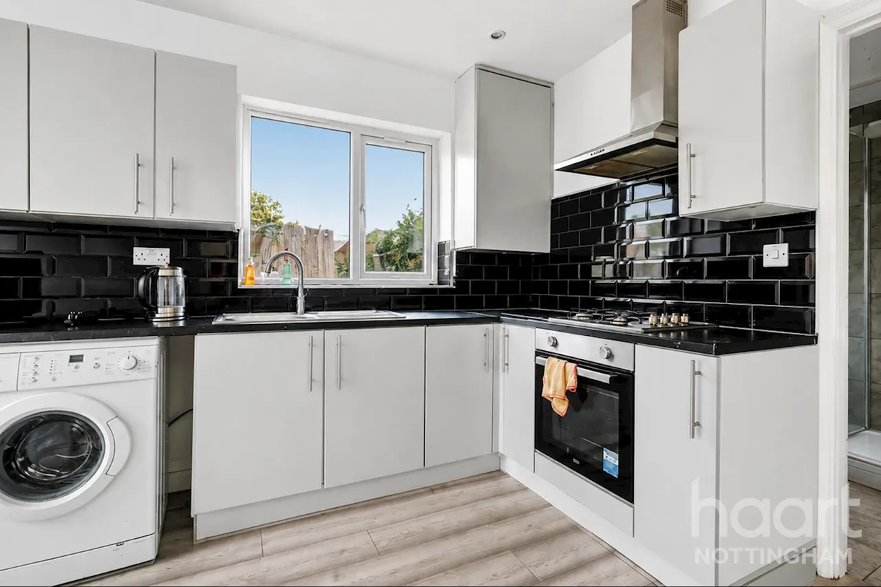 Tiverton Close, Aspley, NG8, photo 4