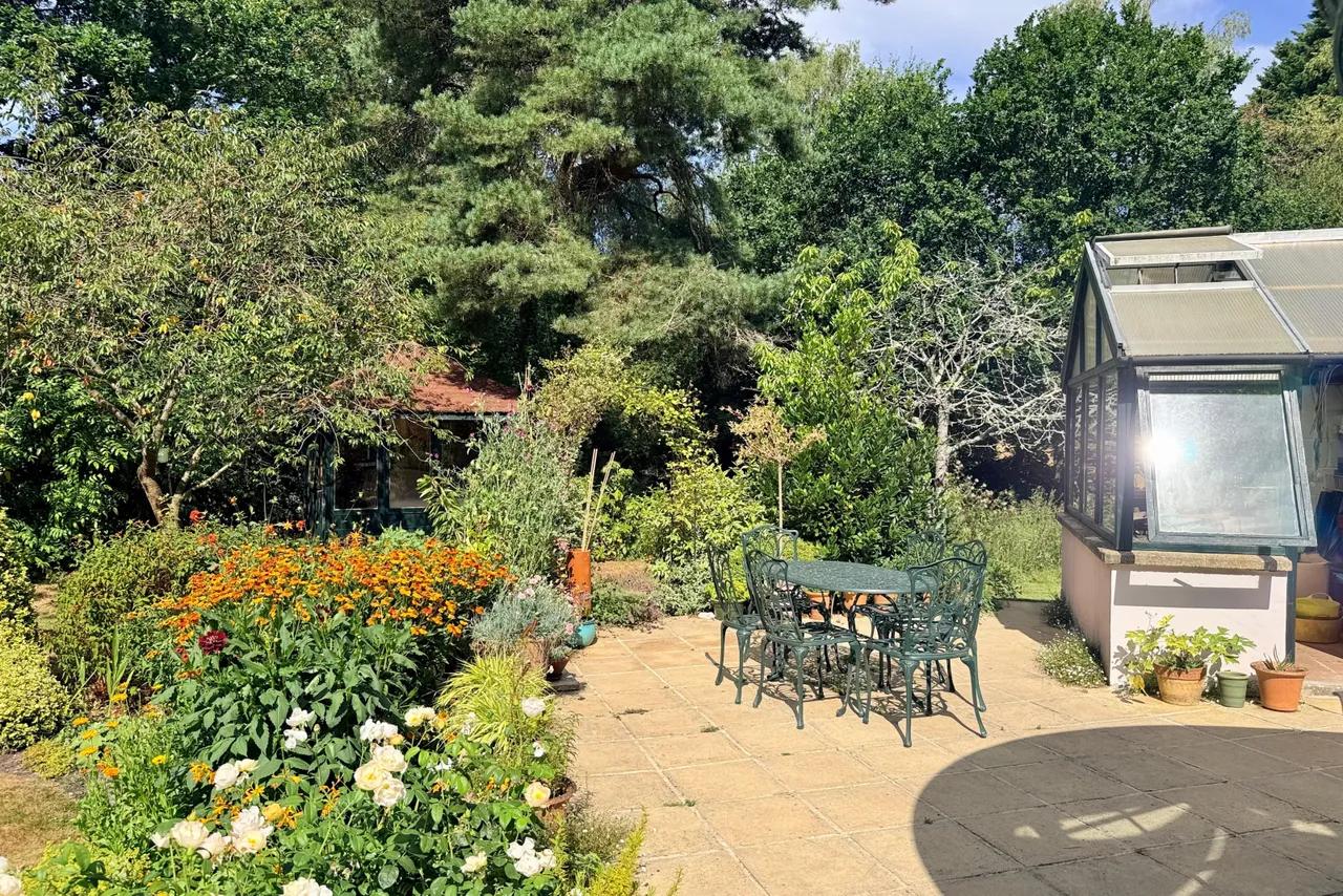Grange Road, St. Leonards, BH24, photo 32