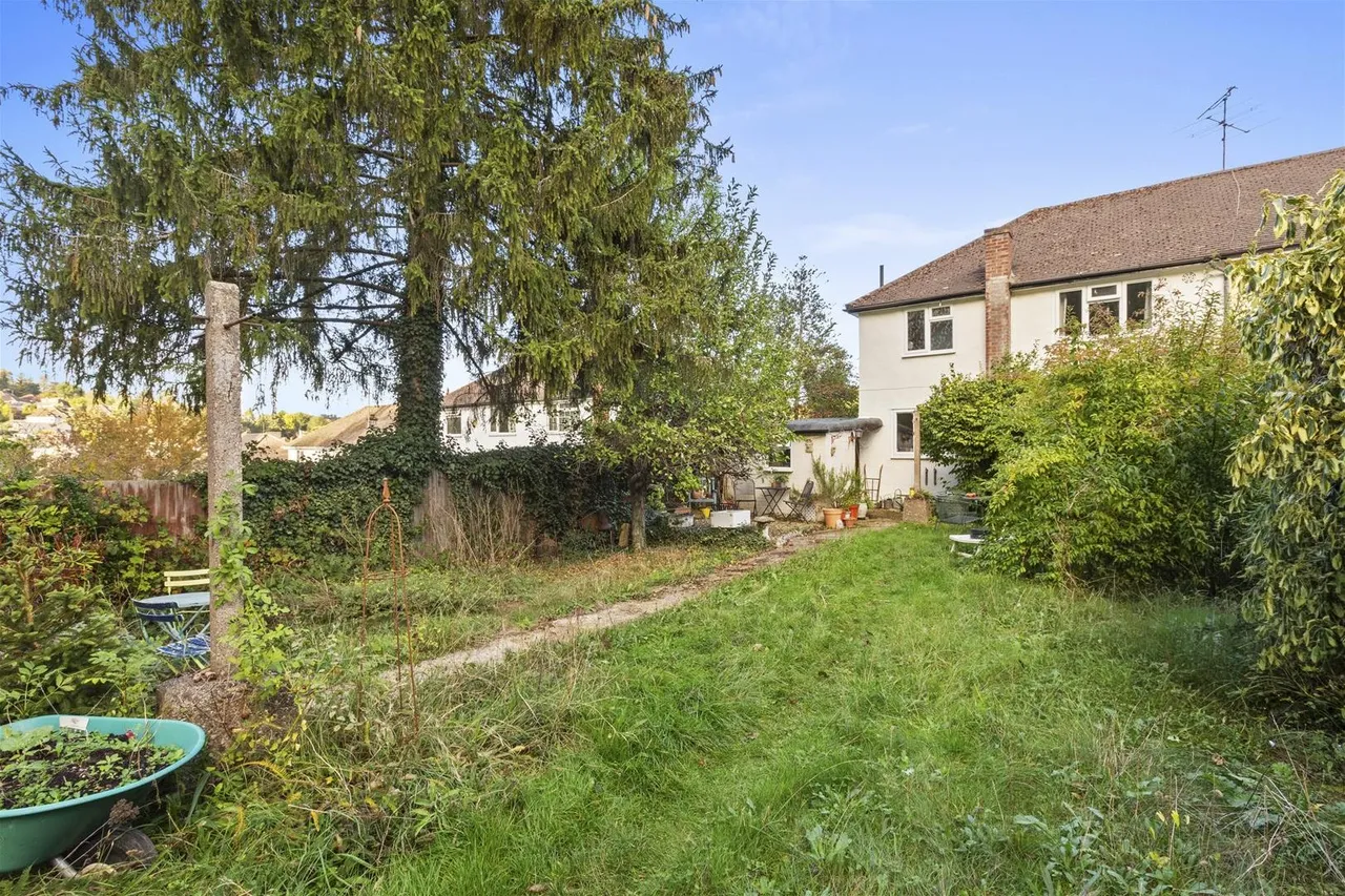 Roundwood Road, High Wycombe, HP12, photo 14
