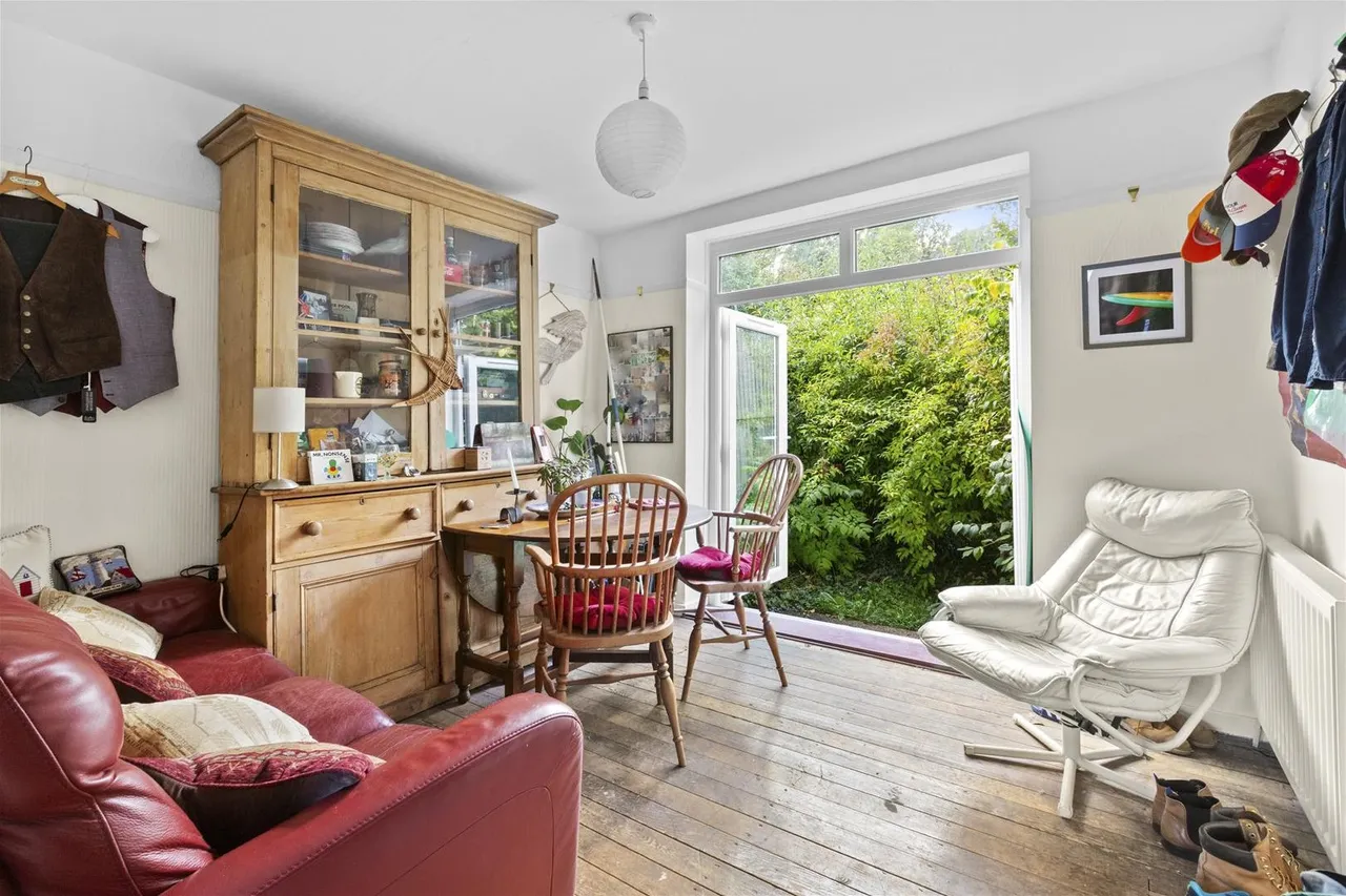 Roundwood Road, High Wycombe, HP12, photo 7