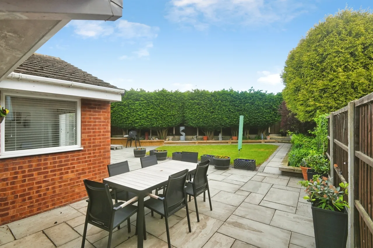Main Road, Harlaston, B79, photo 27