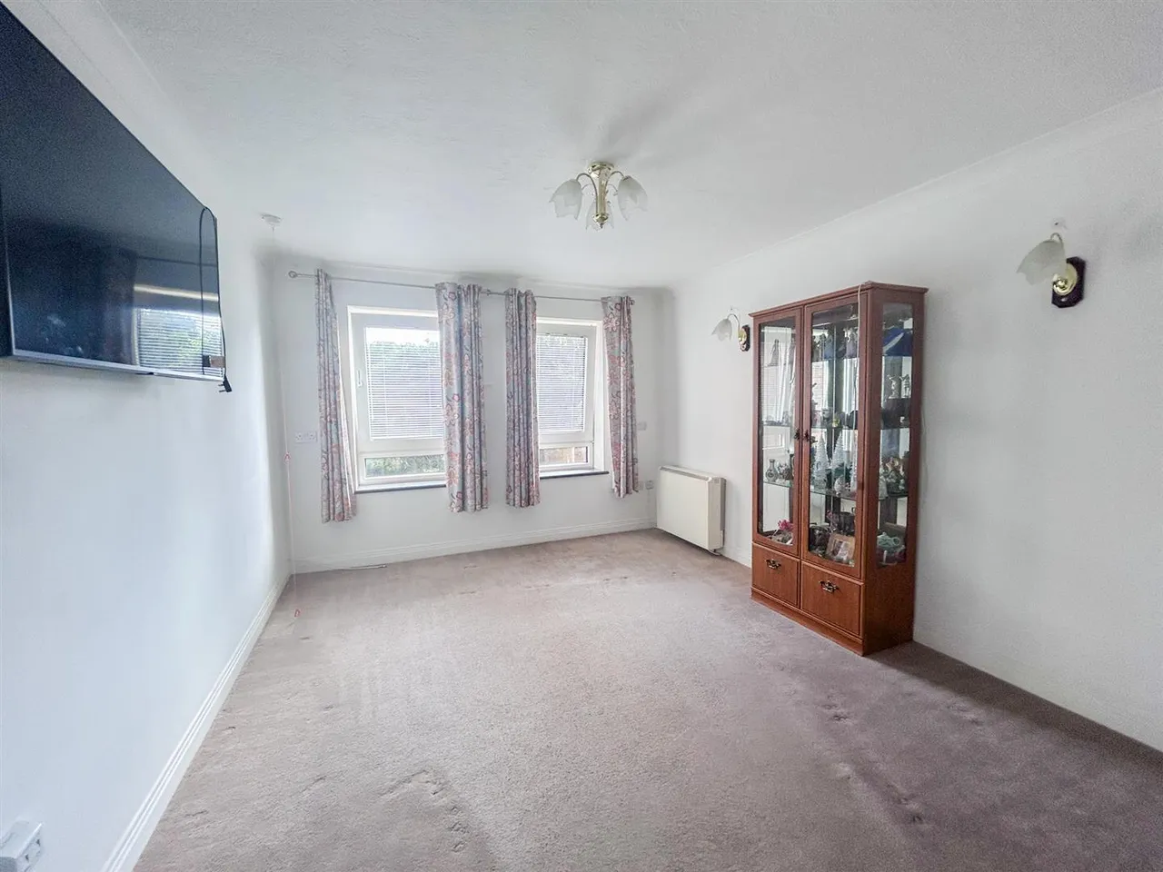 Terminus Road, Bexhill-On-Sea, TN39 3LL, photo 7