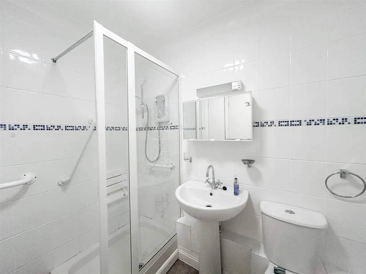 Terminus Road, Bexhill-On-Sea, TN39 3LL, photo 6