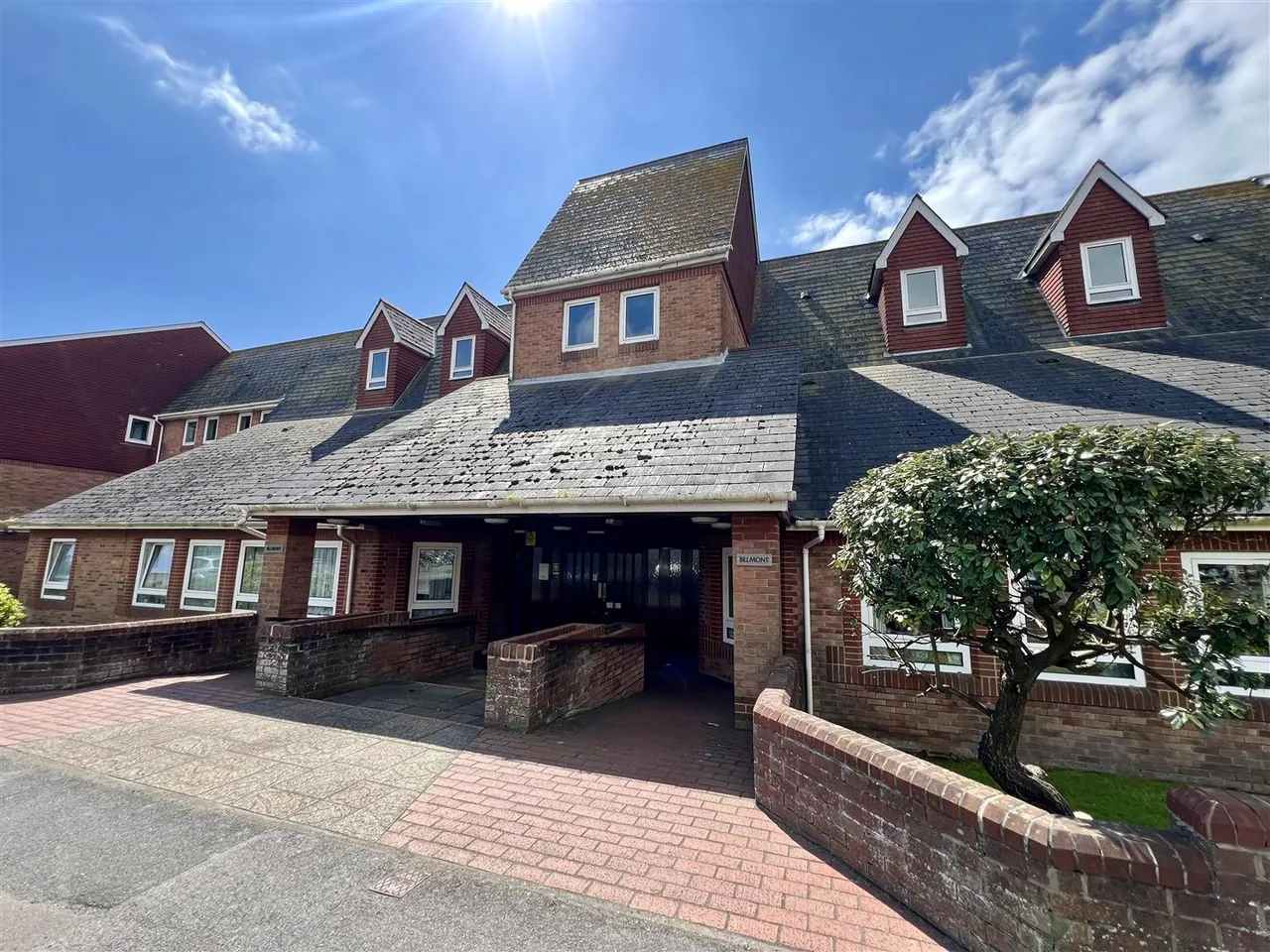 1 bed flat for sale — Terminus Road, Bexhill-On-Sea, TN39 3LL