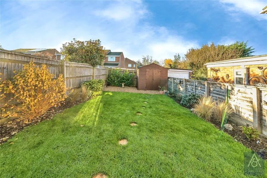 Otters Brook, Buckingham, MK18, photo 19