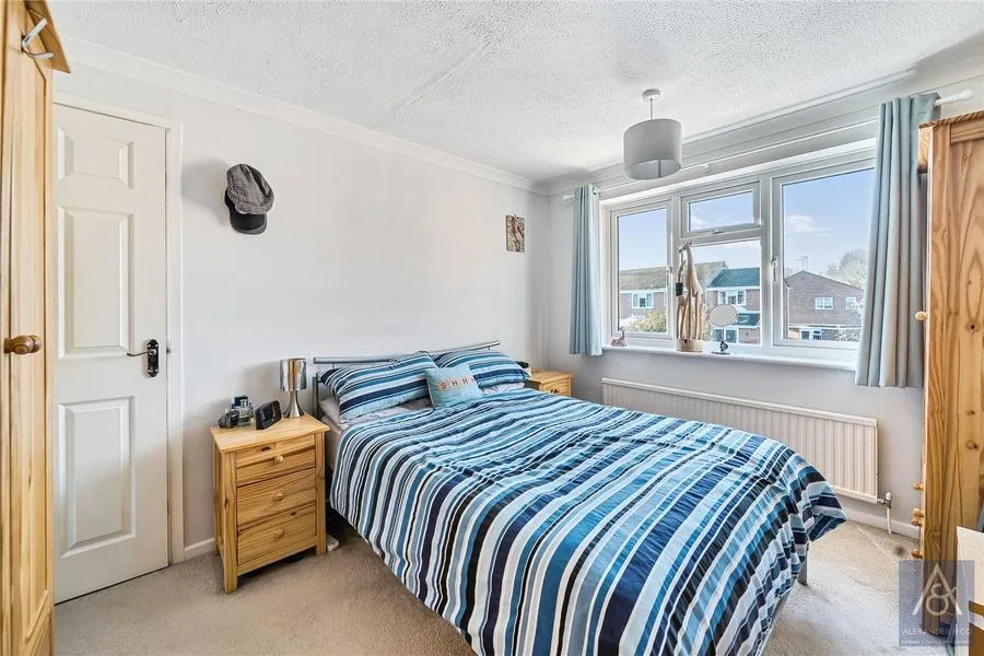 Otters Brook, Buckingham, MK18, photo 12