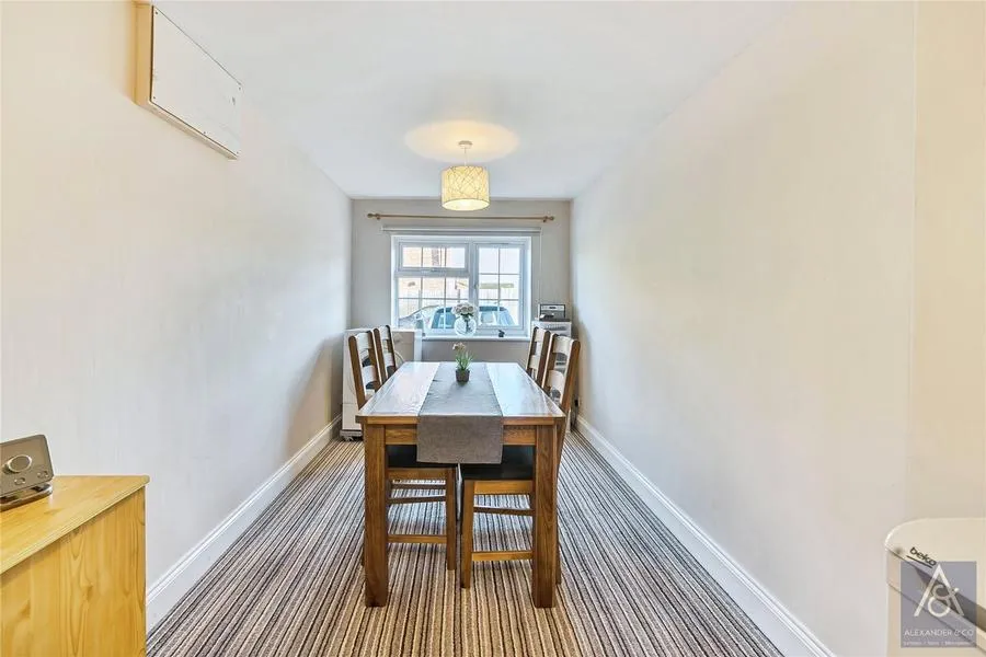 Otters Brook, Buckingham, MK18, photo 8
