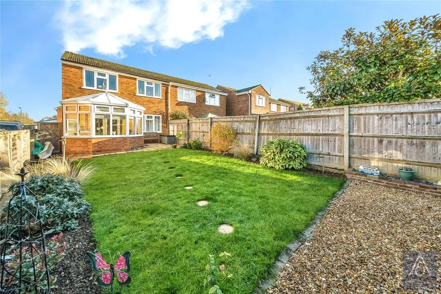 3 bed house for sale, Otters Brook, Buckingham, MK18