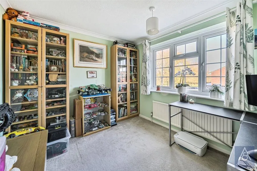 Otters Brook, Buckingham, MK18, photo 15