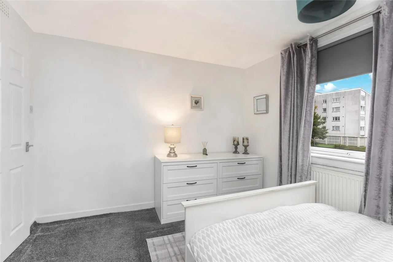 Riccarton, Westwood, G75, photo 10