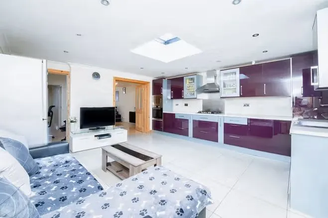 Seaton Road, Hayes, photo 3