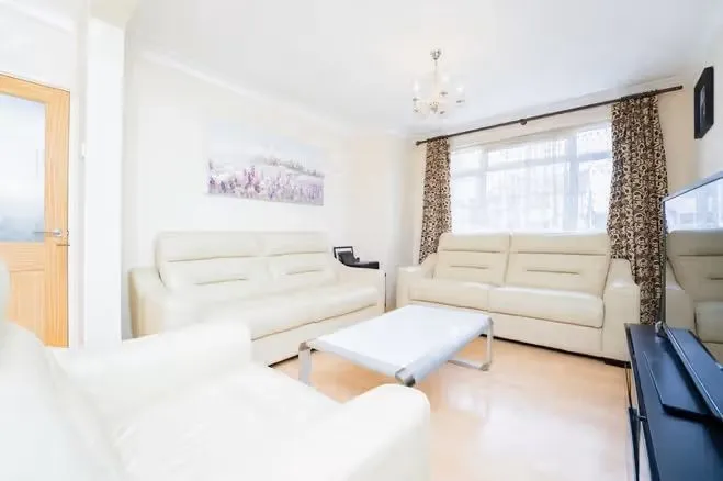 Seaton Road, Hayes, photo 5