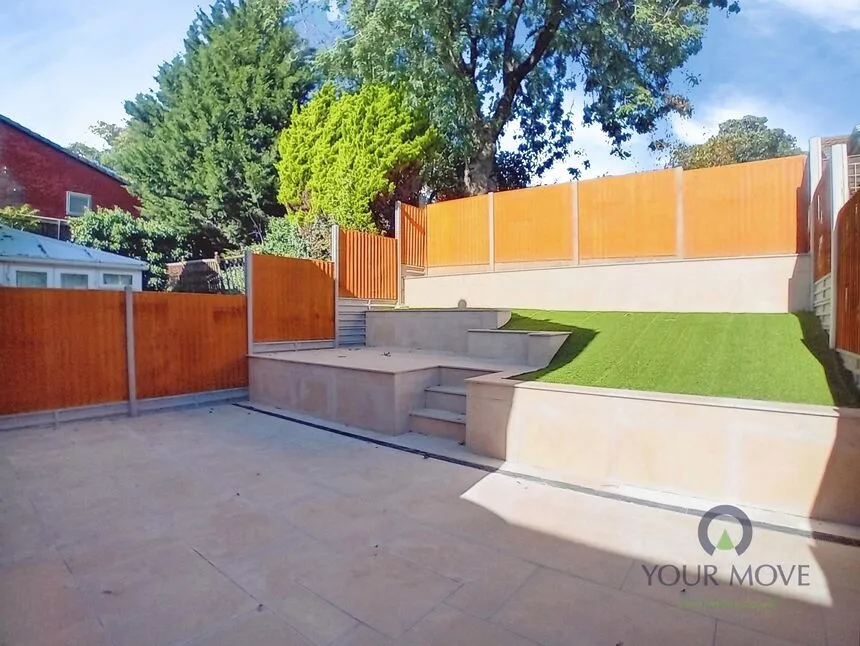 Longshaw Drive, Worsley, M28, photo 7