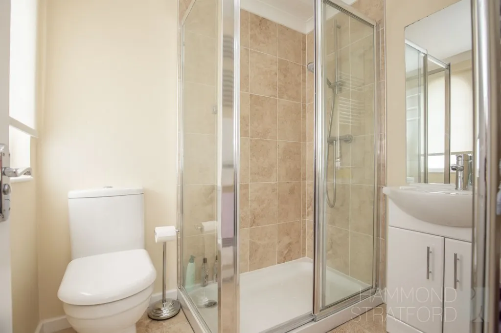 Appletree Close, Attleborough, photo 9