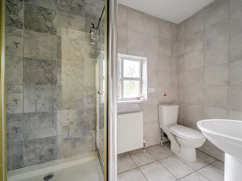 Snydale Road, Normanton, WF6, photo 14