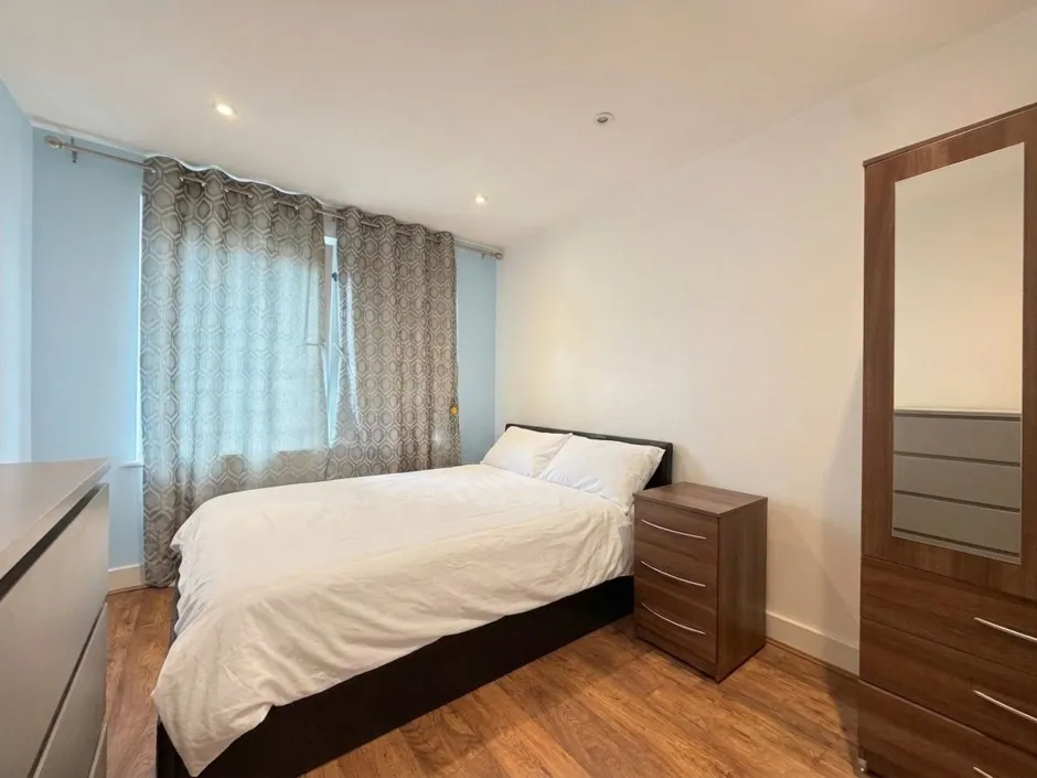 Stoke Road, Slough, SL2, photo 5