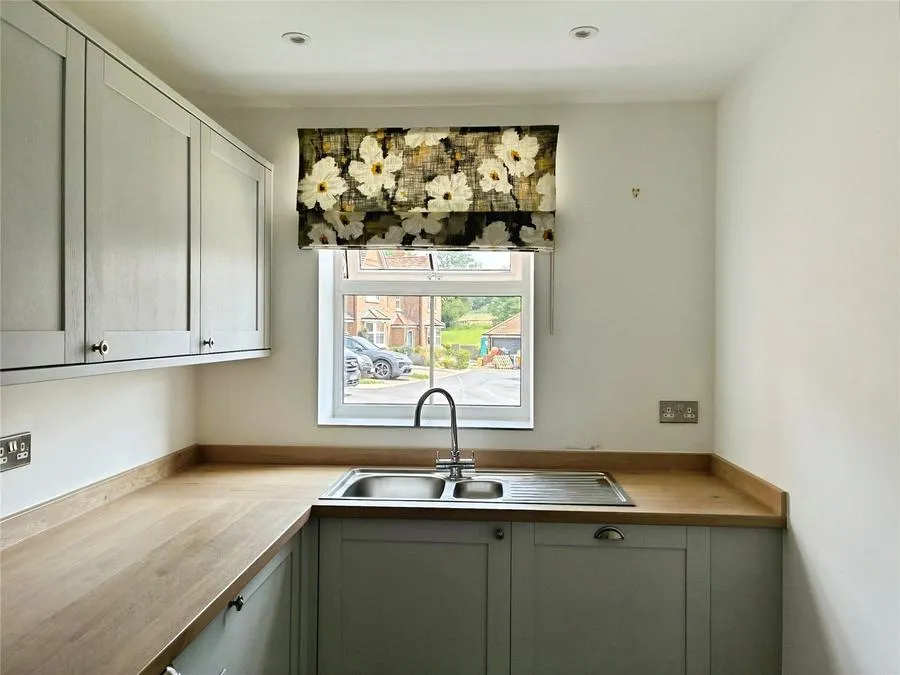 Boot Close, Winslow, MK18, photo 10