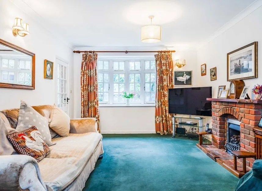 Ormond Crescent, Hampton, TW12, photo 4
