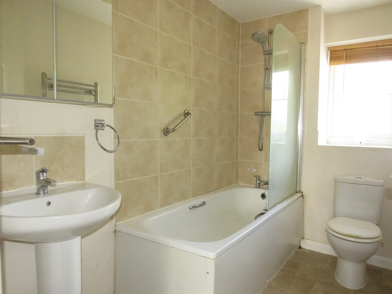 Kingfisher Close, Wellingborough, photo 12