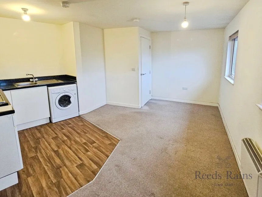 Hamnett Court, Birchwood, Warrington, WA3, photo 2