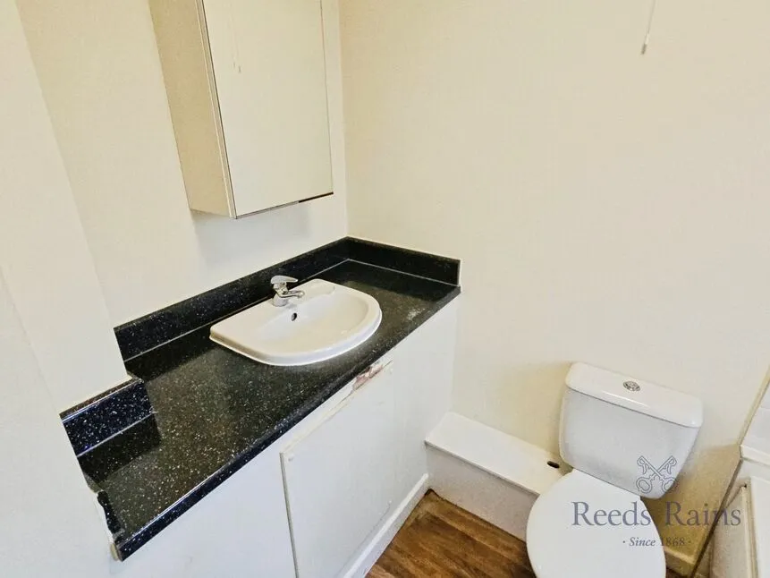 Hamnett Court, Birchwood, Warrington, WA3, photo 6