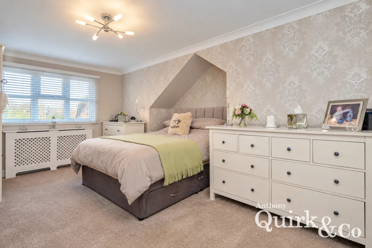 Waarden Road, Canvey Island, SS8, photo 13