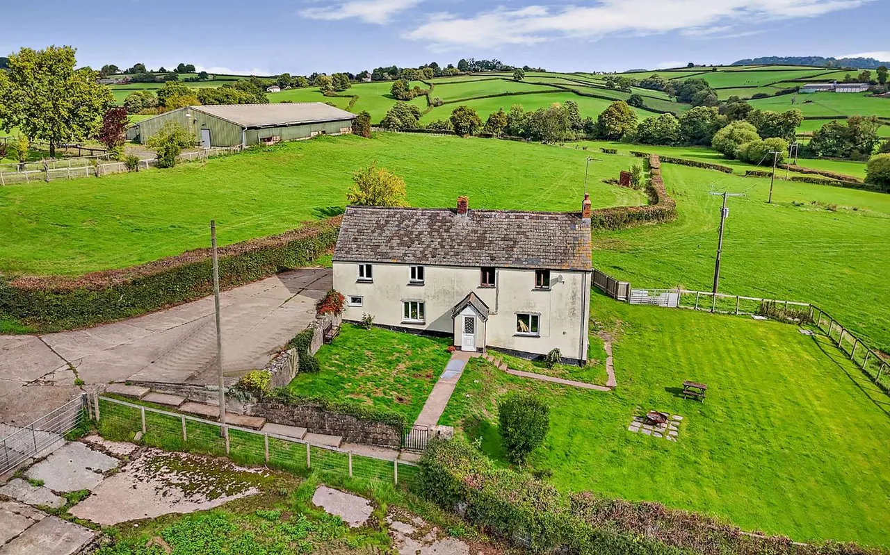 Llansoy, Usk, Monmouthshire, NP15 1EX, photo 3