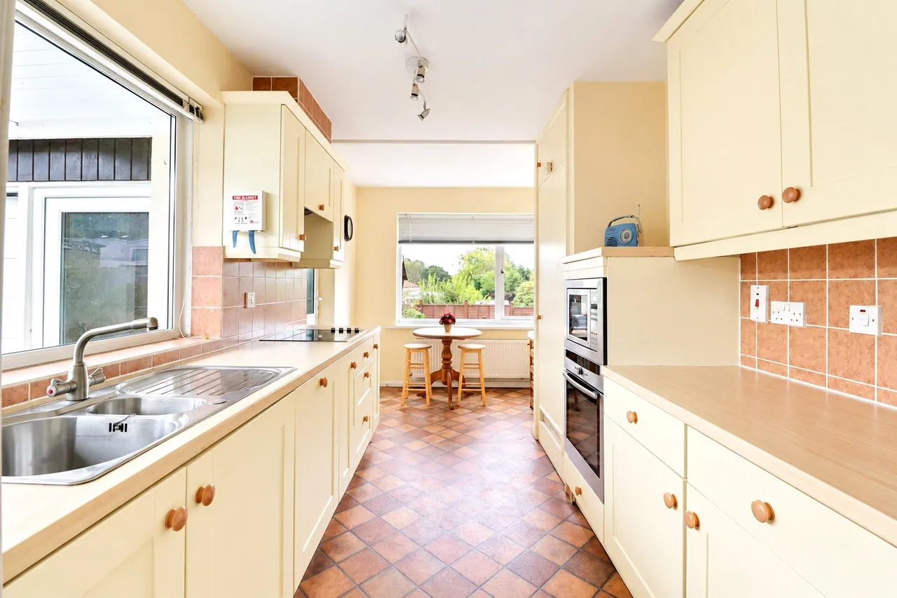 Bath Meadow Drive, Dulverton, TA22, photo 11