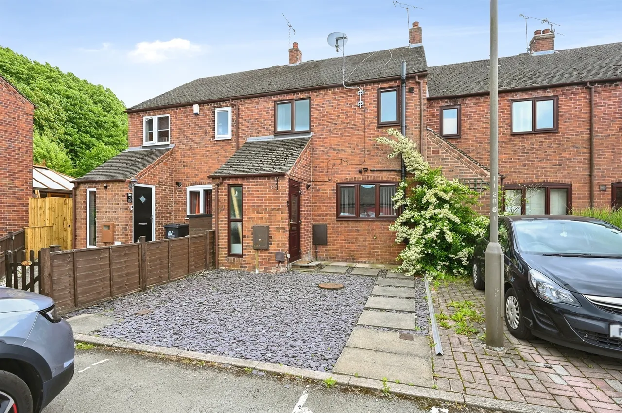 3 bed house for sale, Manor Court, Riddings, DE55