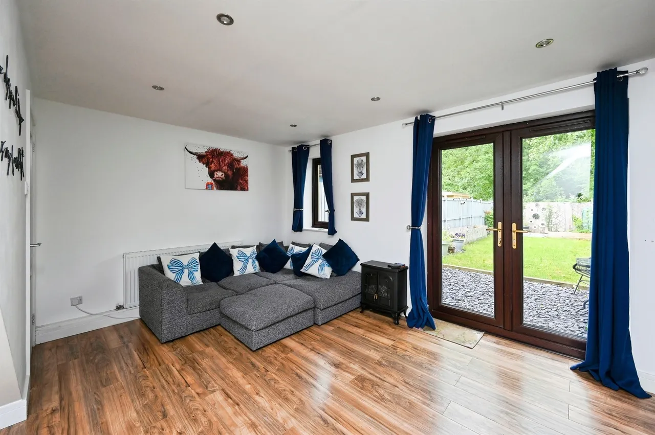 Manor Court, Riddings, DE55, photo 2